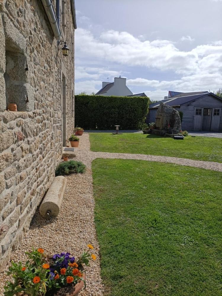 Oudoty Bed & Breakfast Kerlouan Eksteriør bilde